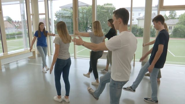 Preview image for the video "Liegende Acht Variationen". Preview image for the video "Liegende Acht Variationen".