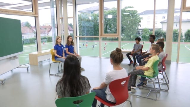 Preview image for the video "Achtsames Gehen. Chamäleon". Preview image for the video "Achtsames Gehen. Chamäleon".