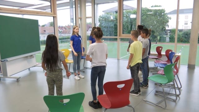 Preview image for the video "Schulterkreise, Handkreise".