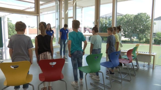 Preview image for the video "M-Glückskind und Miesepeter". Preview image for the video "M-Glückskind und Miesepeter".