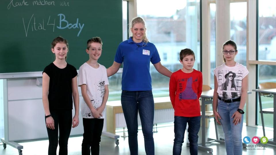 Preview image for the video "Running Kid".