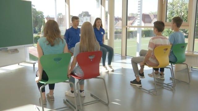 Preview image for the video "Luft.Lauf".