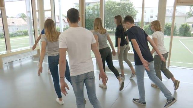 Preview image for the video "Einbeinstand - Variationen".