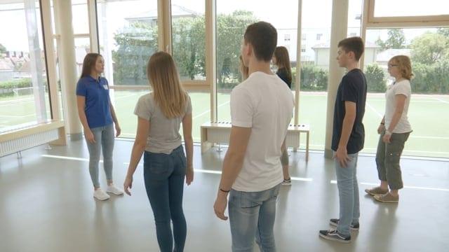 Preview image for the video "Beidbeinsprünge Variationen".