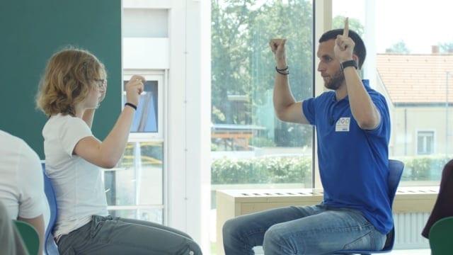 Preview image for the video "Ergänze auf “5”".