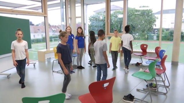 Preview image for the video "Prüfungsangst lindern".