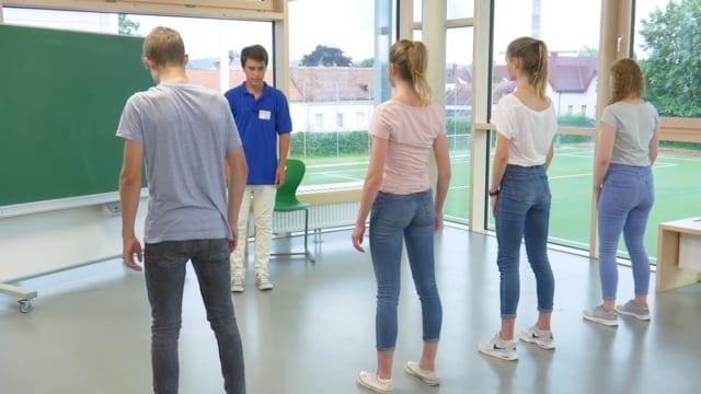 Preview image for the video "Zehen-Fersen".