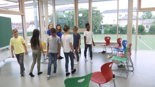 Preview image for the video "Achtsames Gehen. Schnecke".